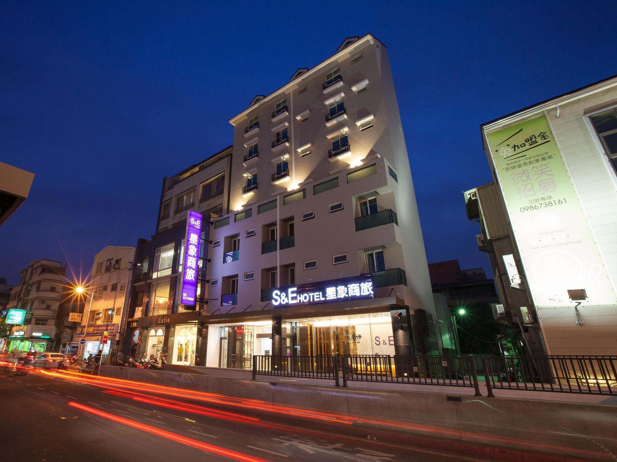טאינאן S&E Hotel מראה חיצוני תמונה